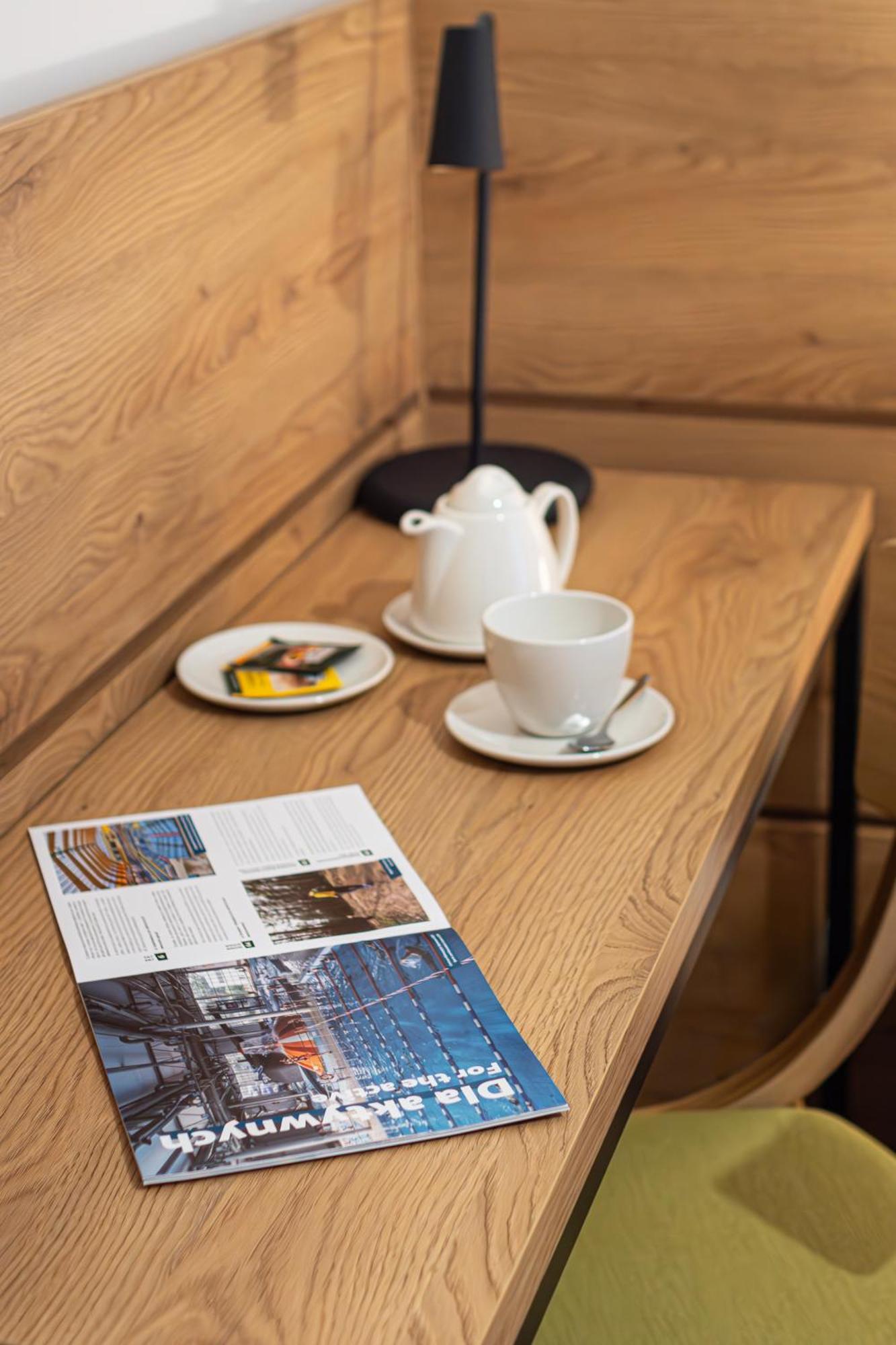 Novy Hotel Zielona Góra Extérieur photo